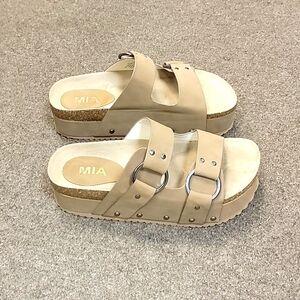 MIA platform slide sandals